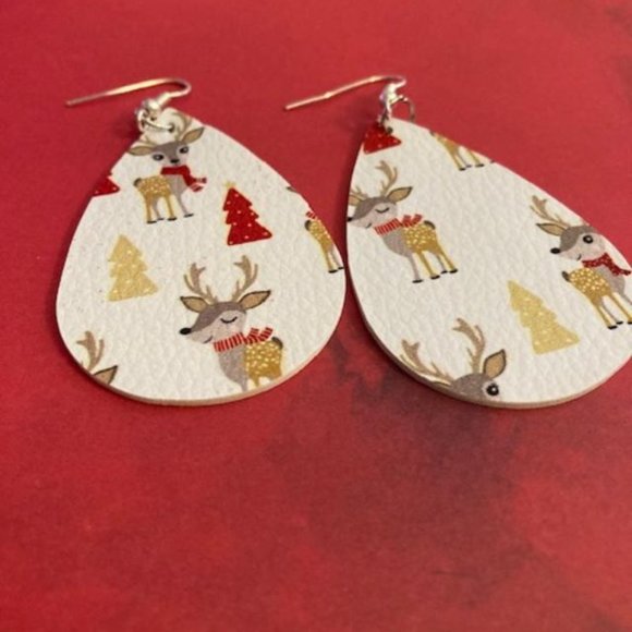 3/$12~Christmas Reindeer Earrings - Picture 4 of 6